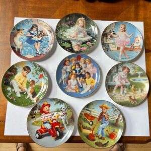 Danbury Mint "Children of the Week" Set of 8 Porcelain Plates